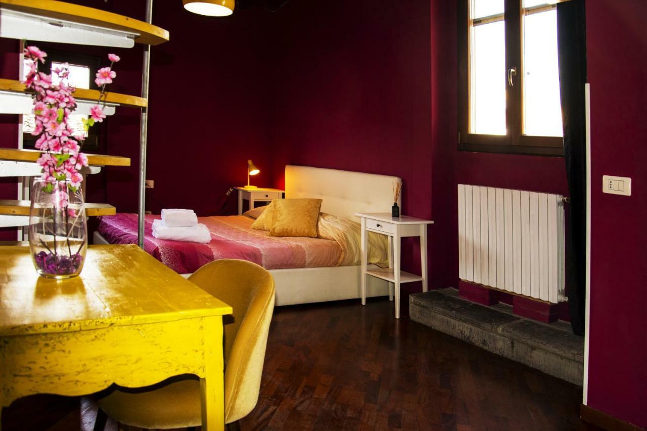 Sgarauella Benedetta Couette-café *
